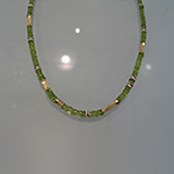 Halsschmuck: Silber, Gold, Peridot