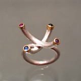 Ring: Silber, Gold, Rubin, Turmalin, Amethyst 