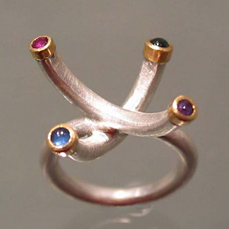 Ring: Silber, Gold, Rubin, Turmalin, Amethyst 